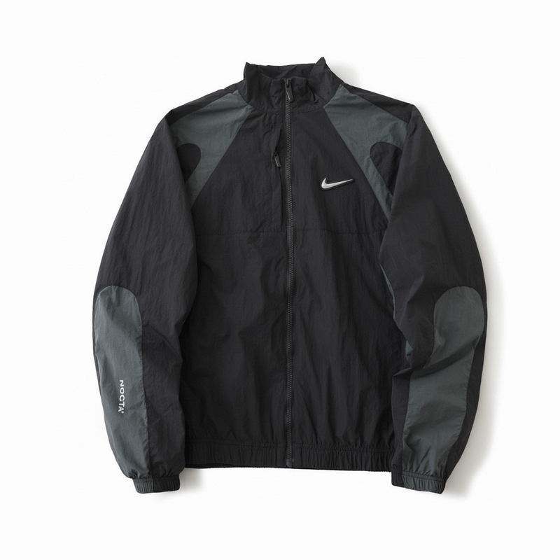 Nike Tracksuit – Sporty Comfort, Modern Style, All-Day Performance