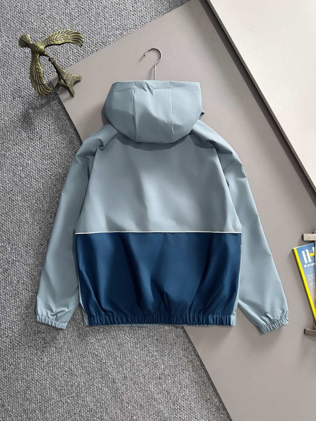 Burberry wind jacket